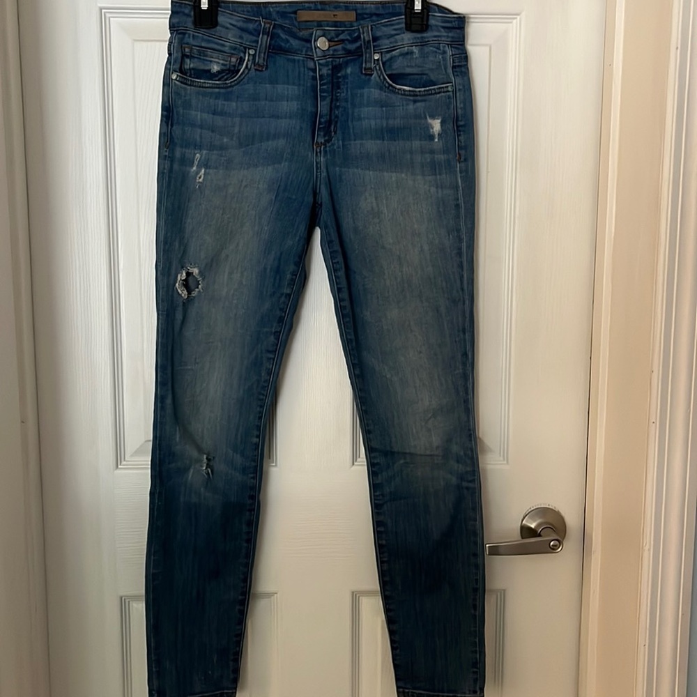 Straight Leg Ripped Jeans